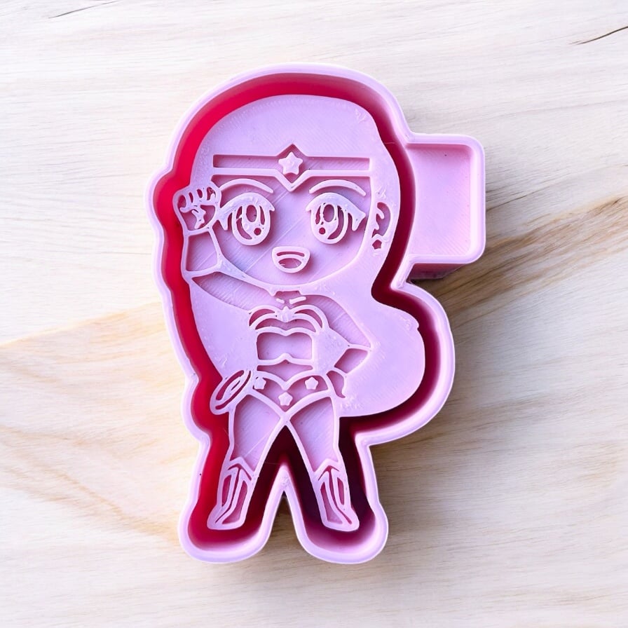 Wonder Woman Freshie Mold 