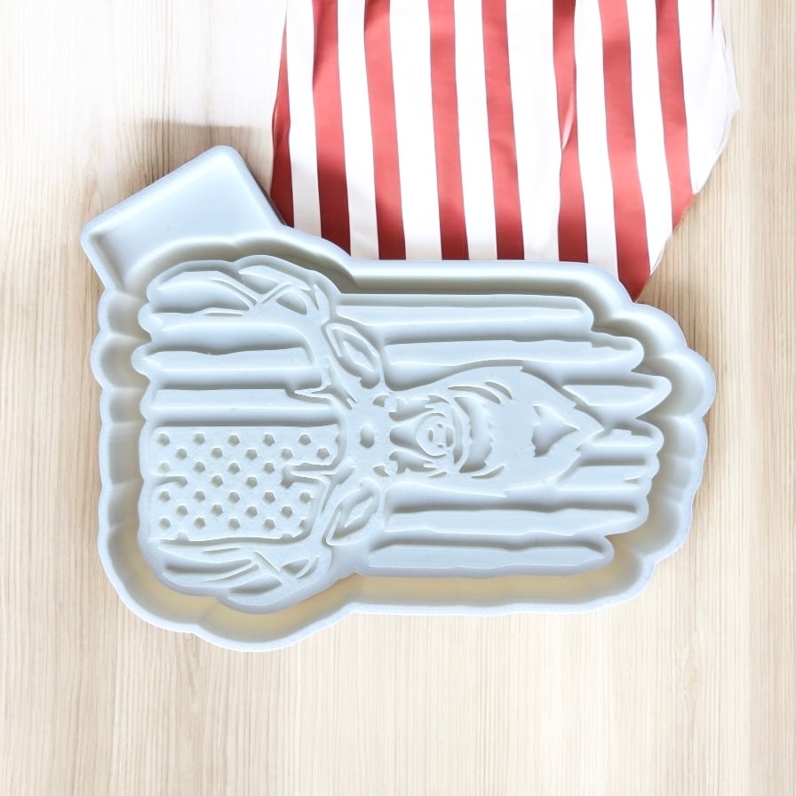 Deer Flag Freshie Mold