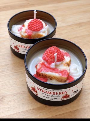 Strawberry Poundcake Tin Candle